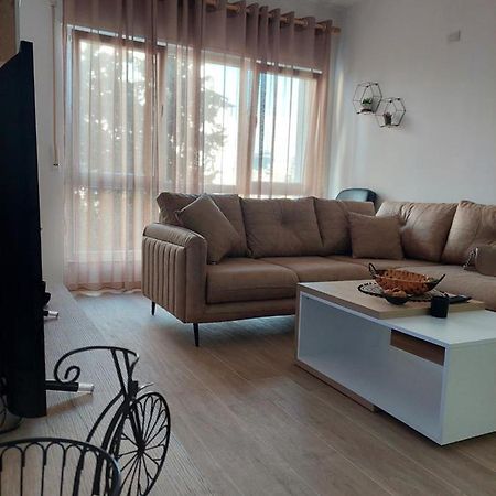 Gex Apartments Tirana Esterno foto