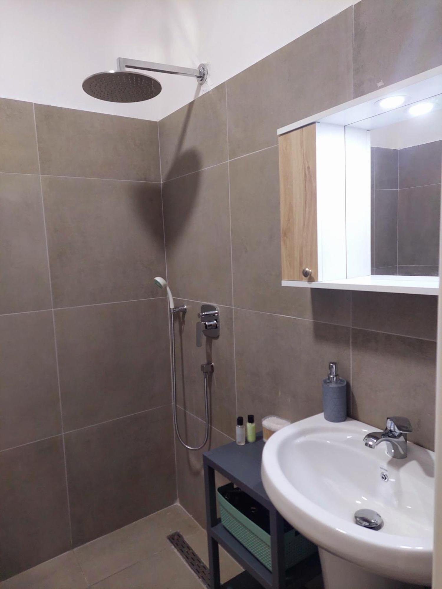 Gex Apartments Tirana Esterno foto